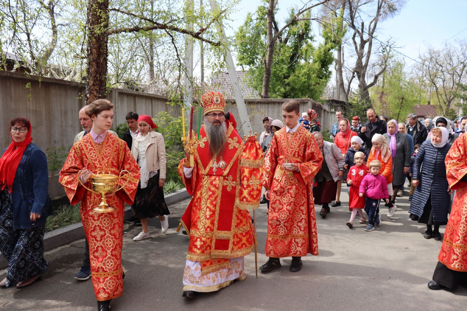 Мариинск храм трехпрестольный храм